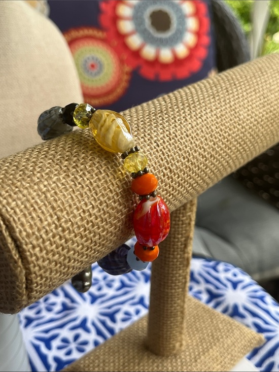 Jewelry - Handmade Glass Bead Bracelet in Green, Yellow & Gray